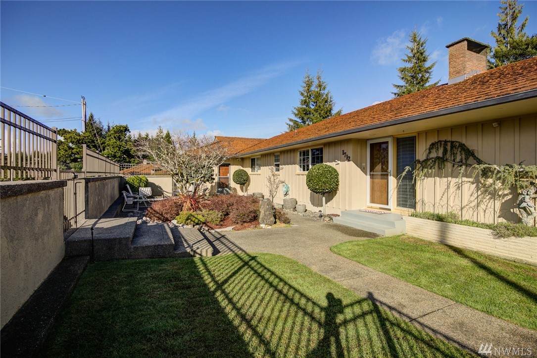 1712 Chilton Rd - Photo 1