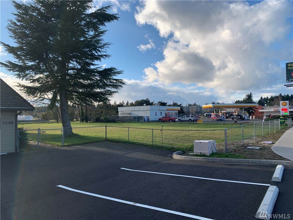 7233 Old Highway 99 - Photo 1
