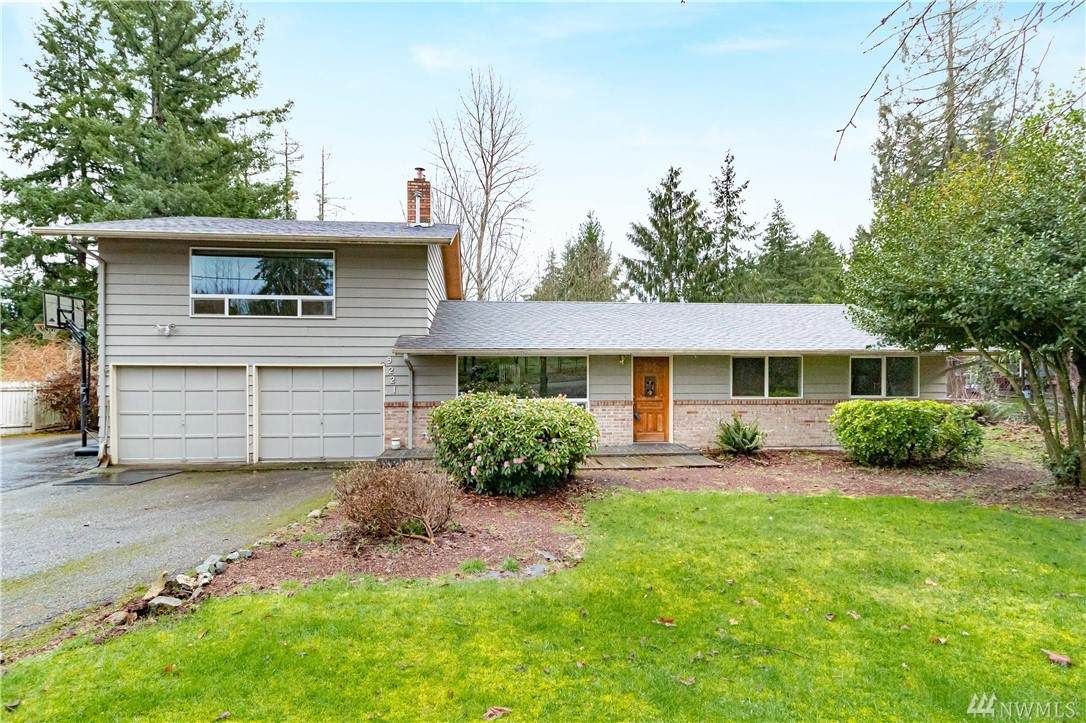 9221 72nd Ave - Photo 1