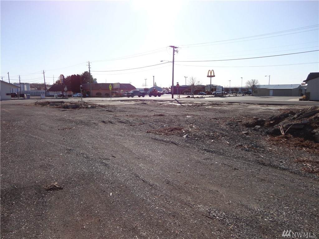 857 Basin St - Photo 1