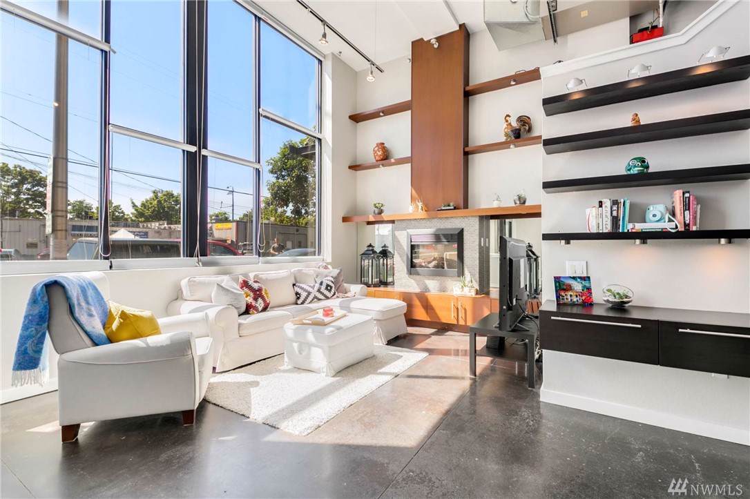 12334 31st Ave - Photo 1