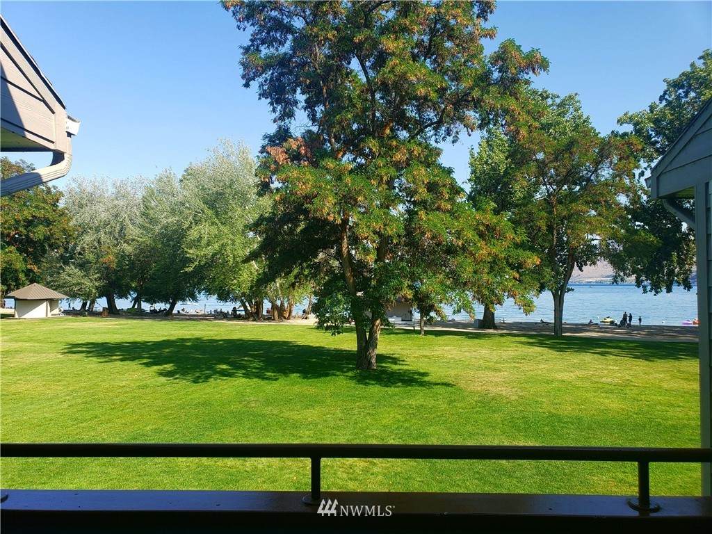 1 Beach 539-L - Photo 1
