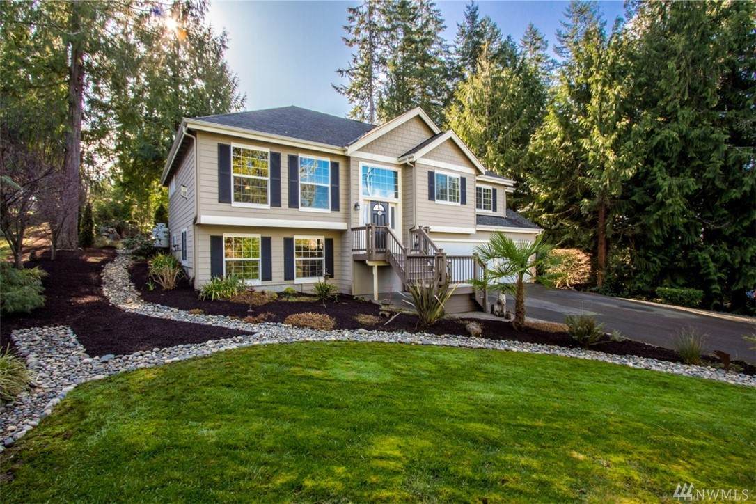 451 Rainier Dr - Photo 1