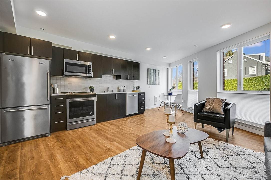 750 11th Ave - Photo 1