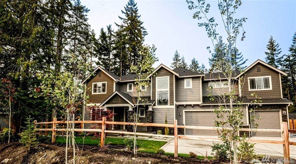 11922 62nd Ave - Photo 1