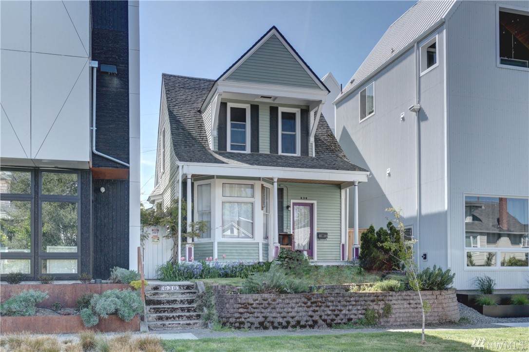 638 Prospect St - Photo 1