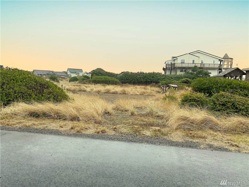 1157 Glendale Ct - Photo 1
