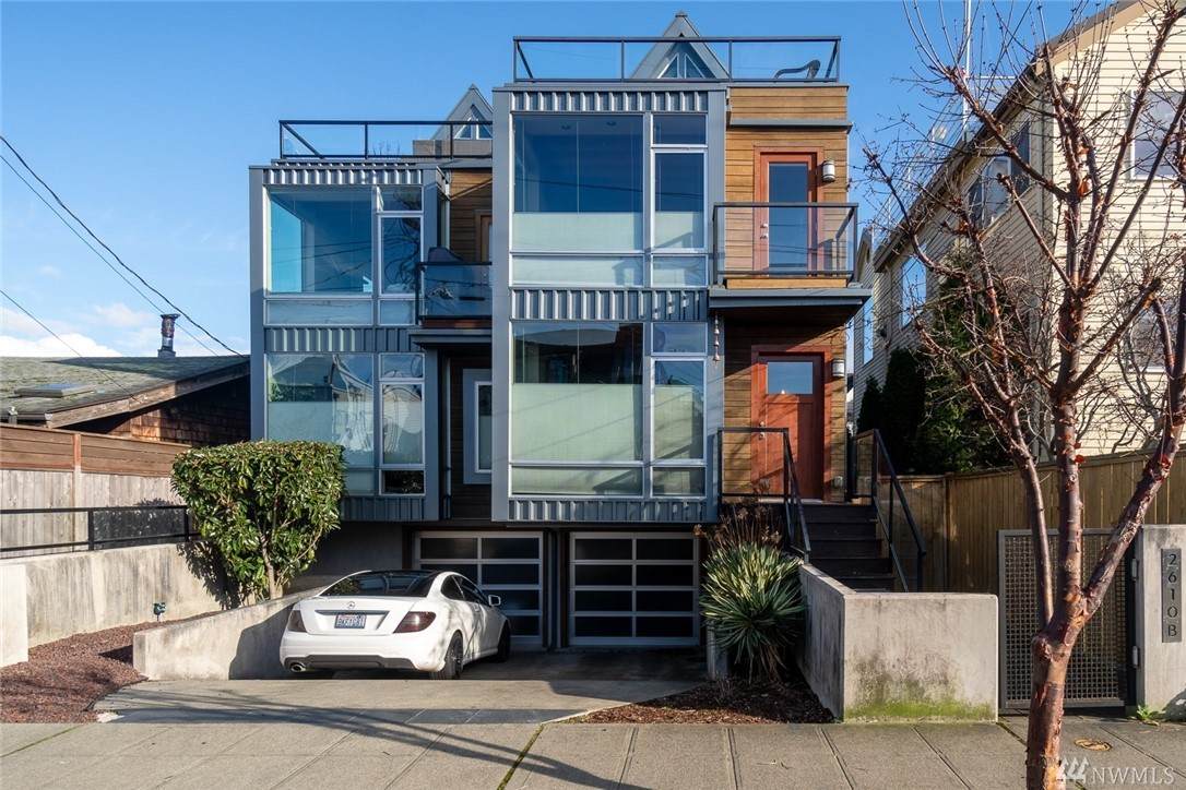 2610 Marine Ave - Photo 1