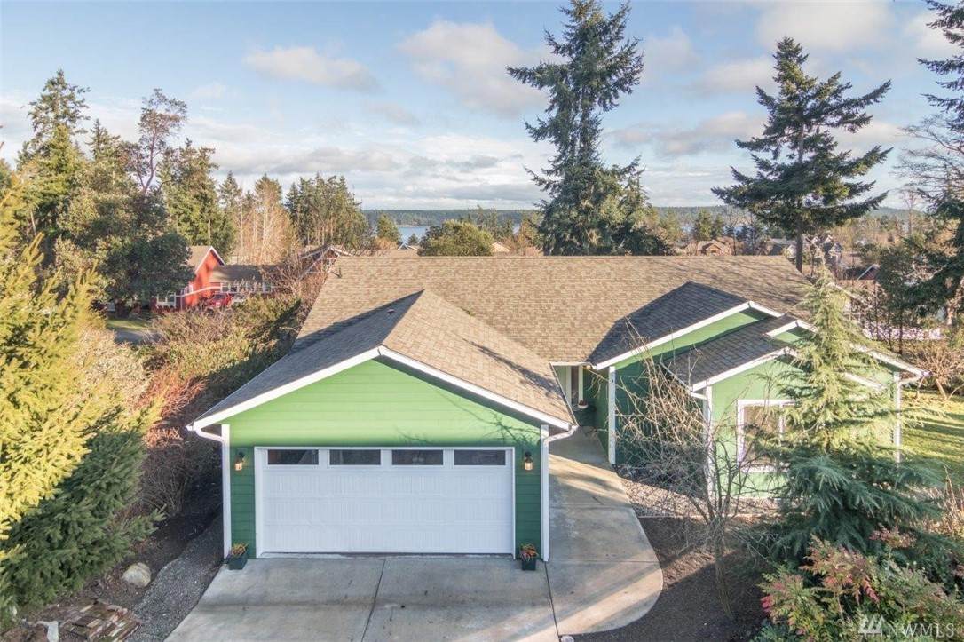 224 Andrew Ave - Photo 1