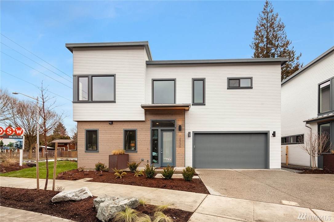 12330 94th Ave - Photo 1