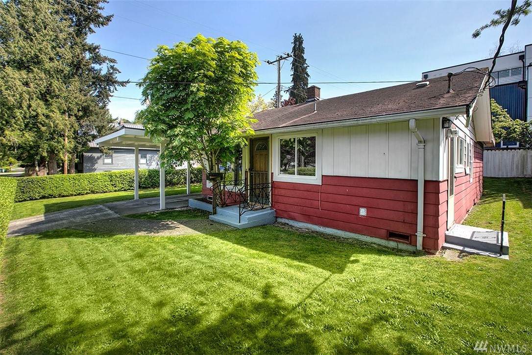 2821 Denny Way - Photo 1