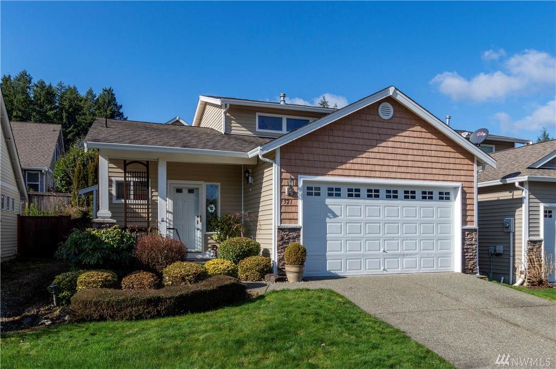 521 Yauger Wy - Photo 1