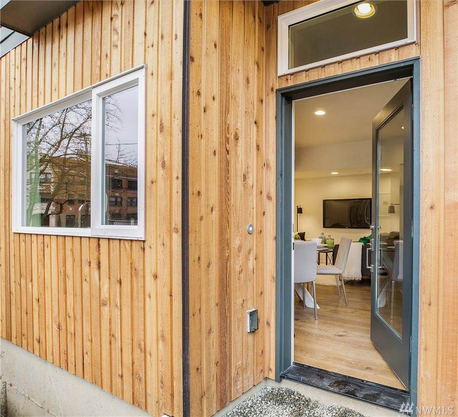 124 17th Ave - Photo 1