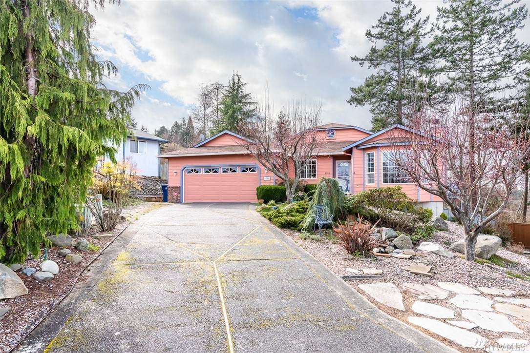 4704 Camano Place - Photo 1