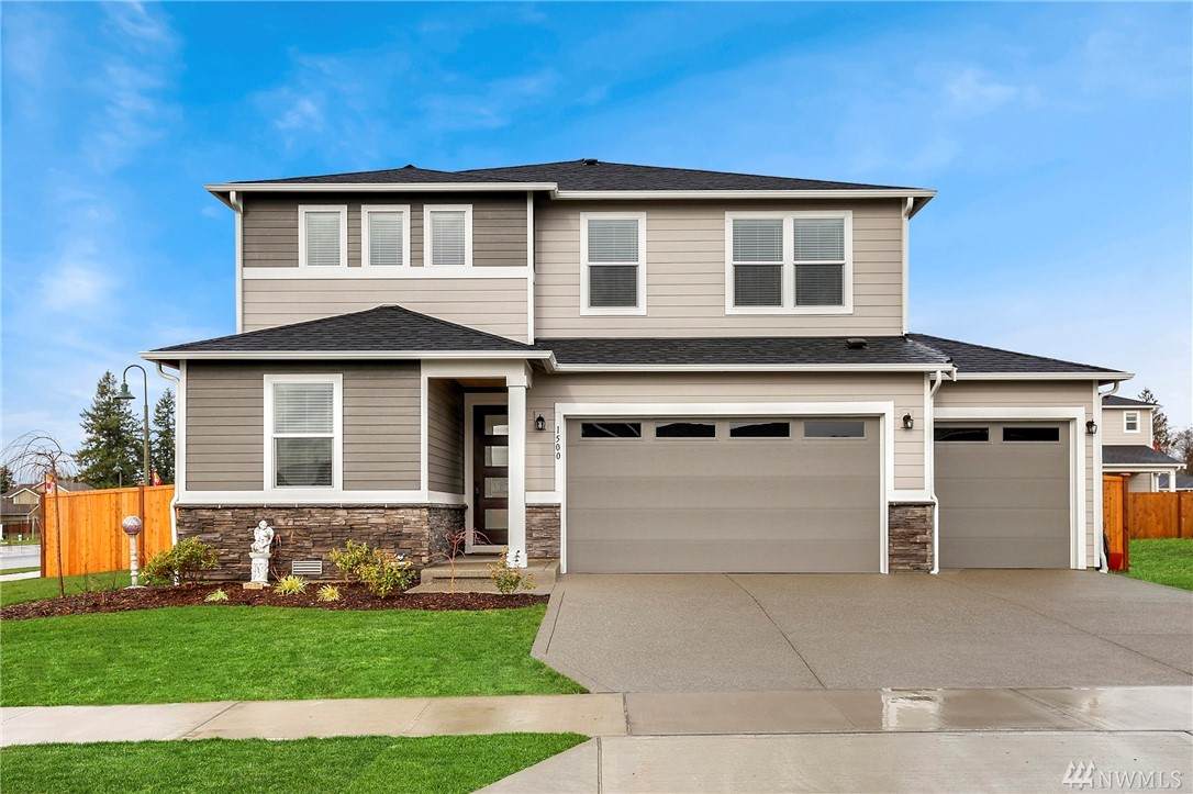 1500 Nanevicz Ave - Photo 1