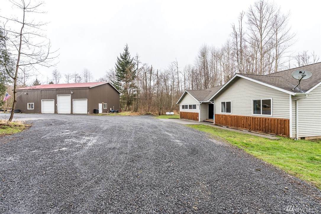 3948 Bay Rd - Photo 1