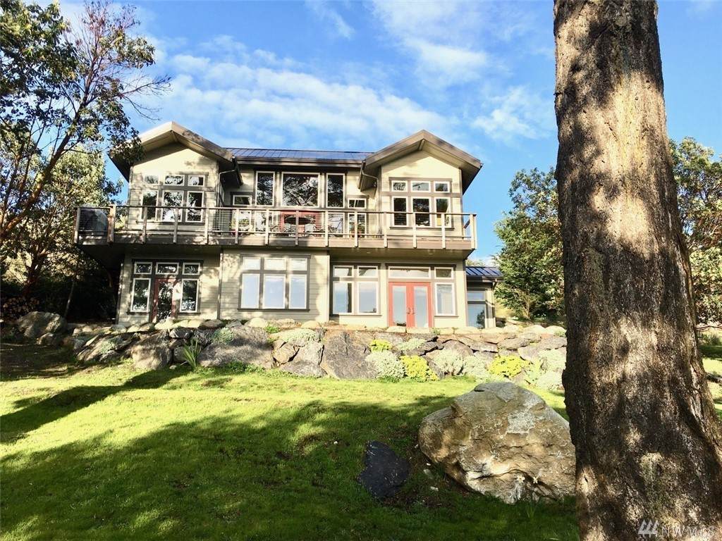 967 Victoria Dr - Photo 1