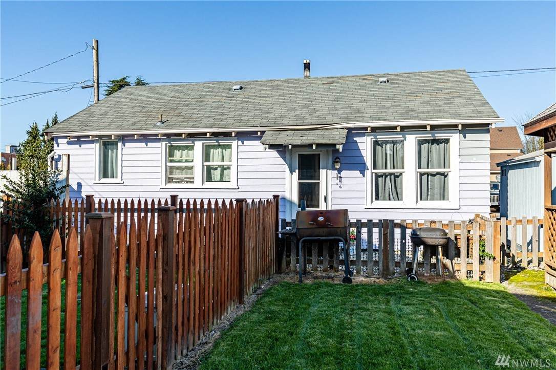 107 Section St - Photo 1