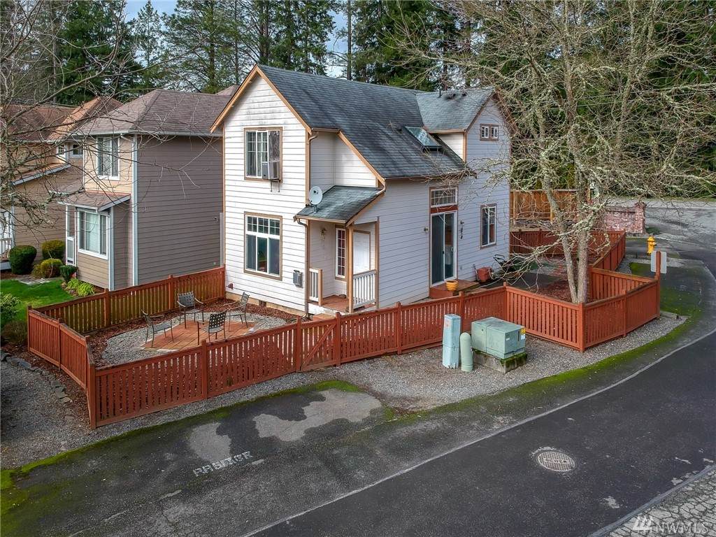 25123 Roberts Dr - Photo 1
