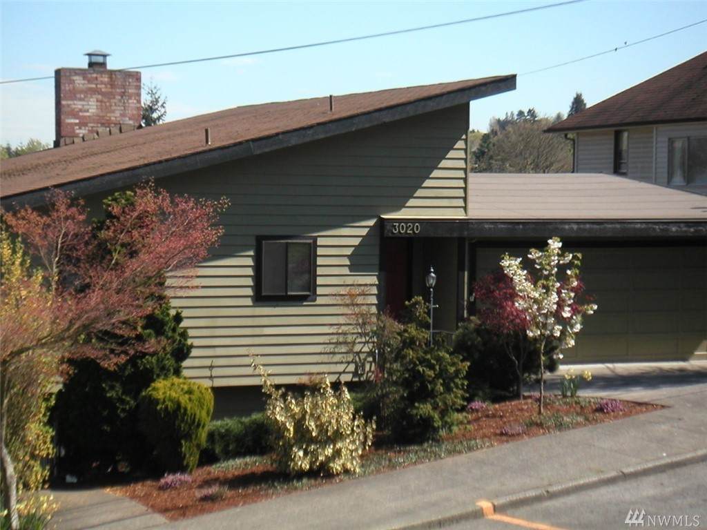 3018 5th Ave - Photo 1