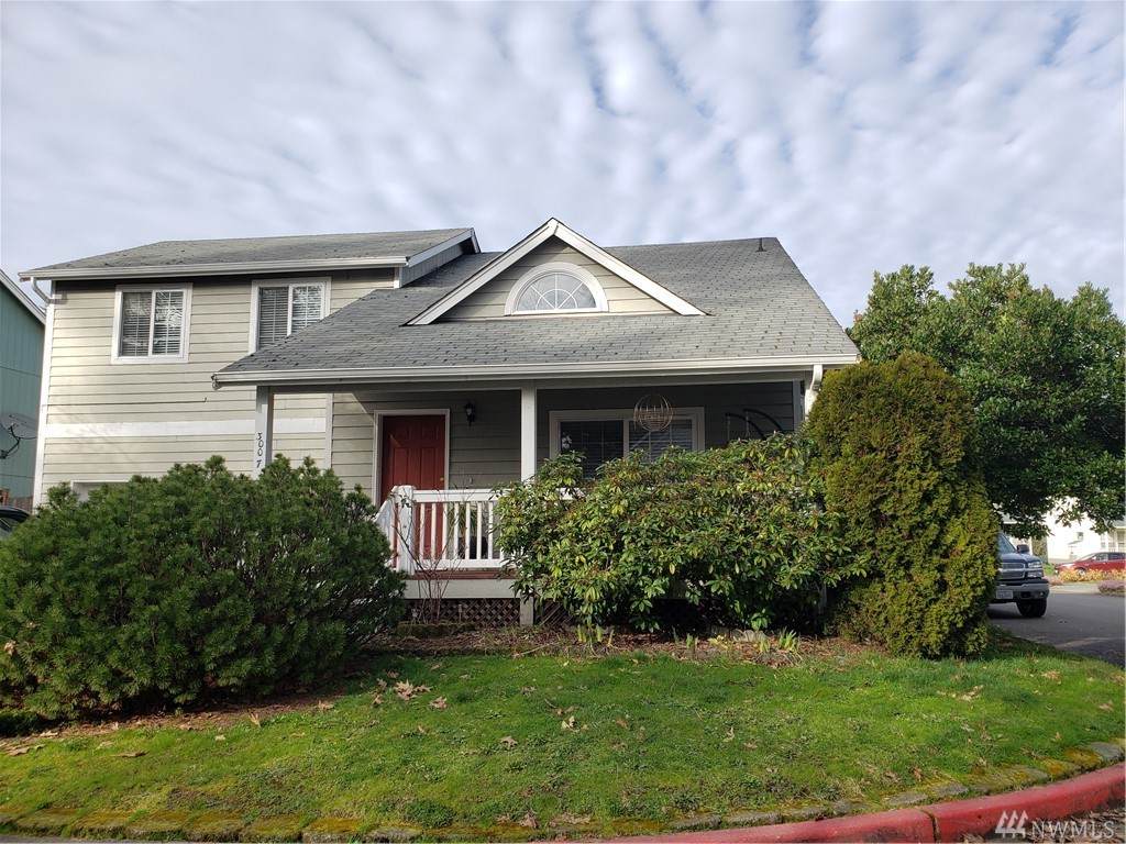 3007 77th St - Photo 1