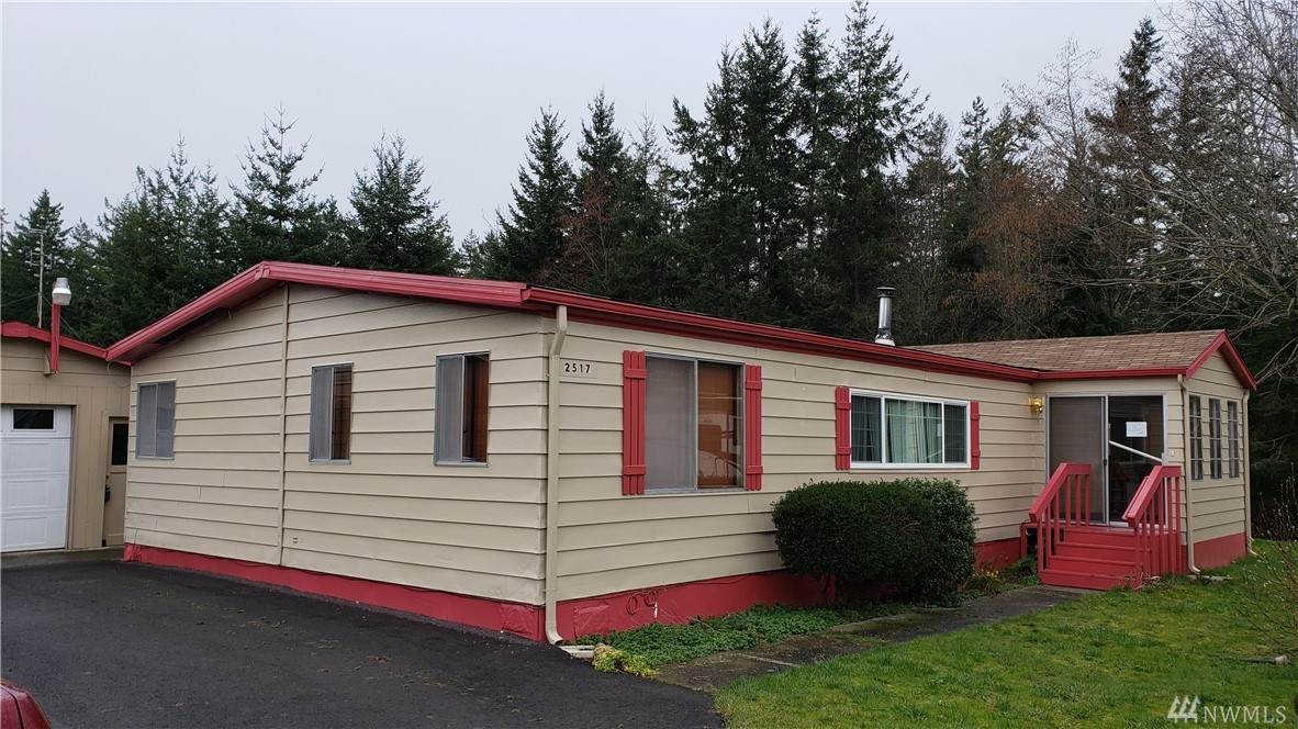 2517 Wells Wy - Photo 1