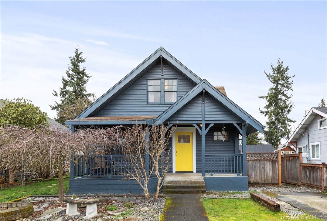 6112 G St - Photo 1