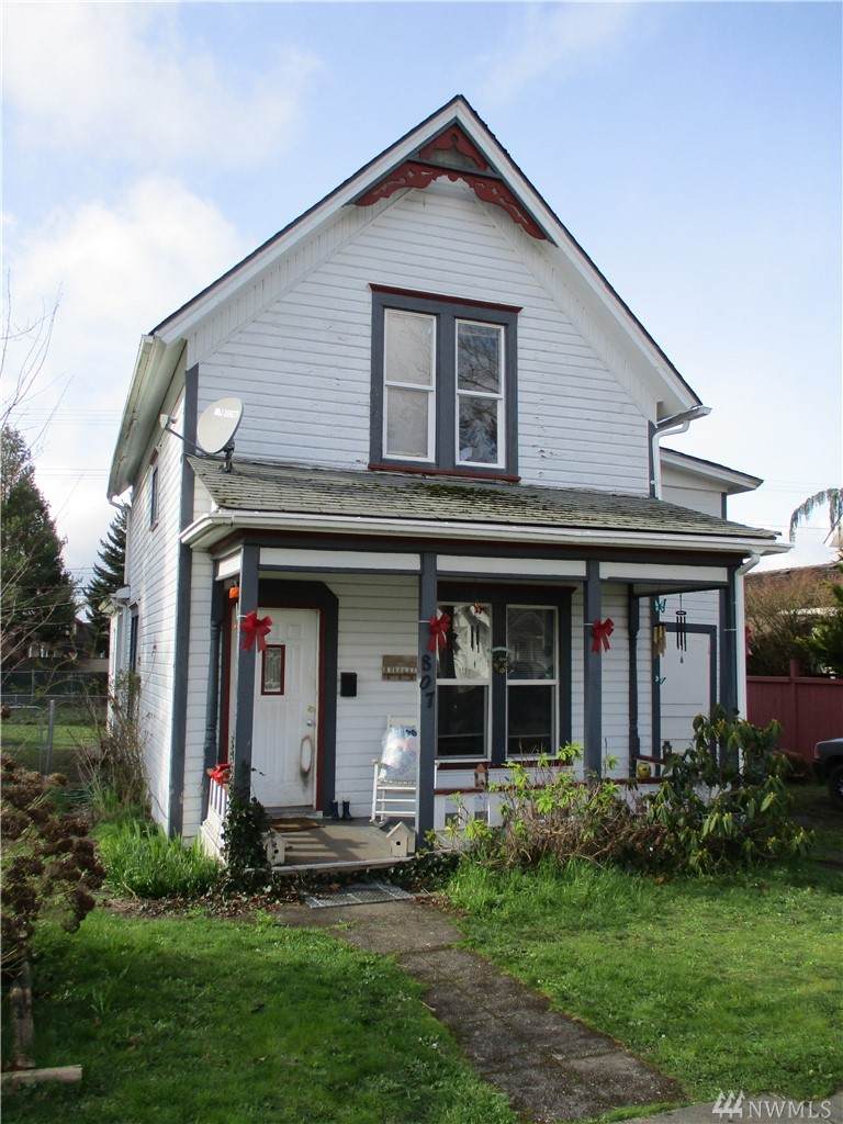 807 E St - Photo 1