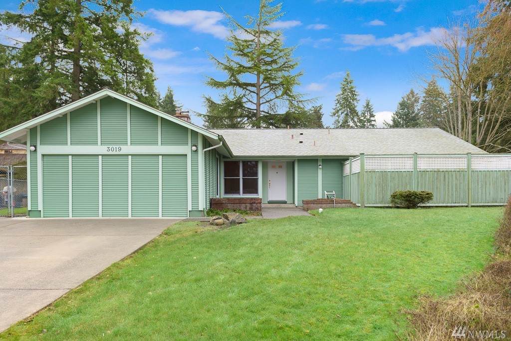 3019 168th Ave - Photo 1