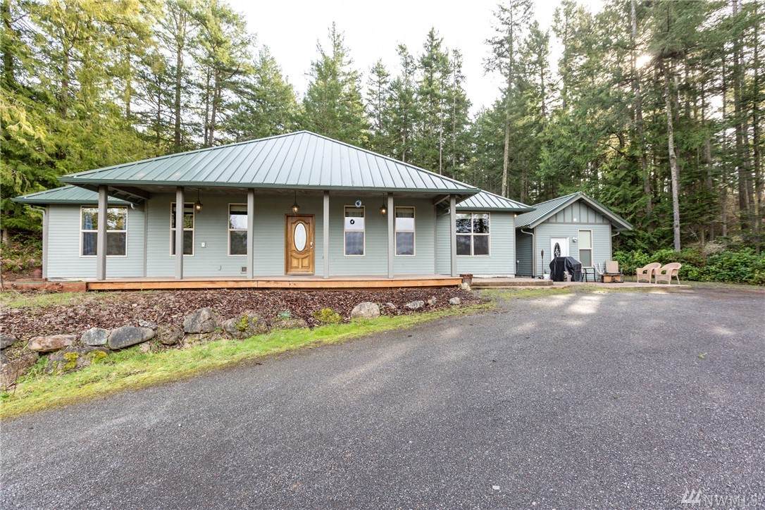 64 Eureka Dr - Photo 1