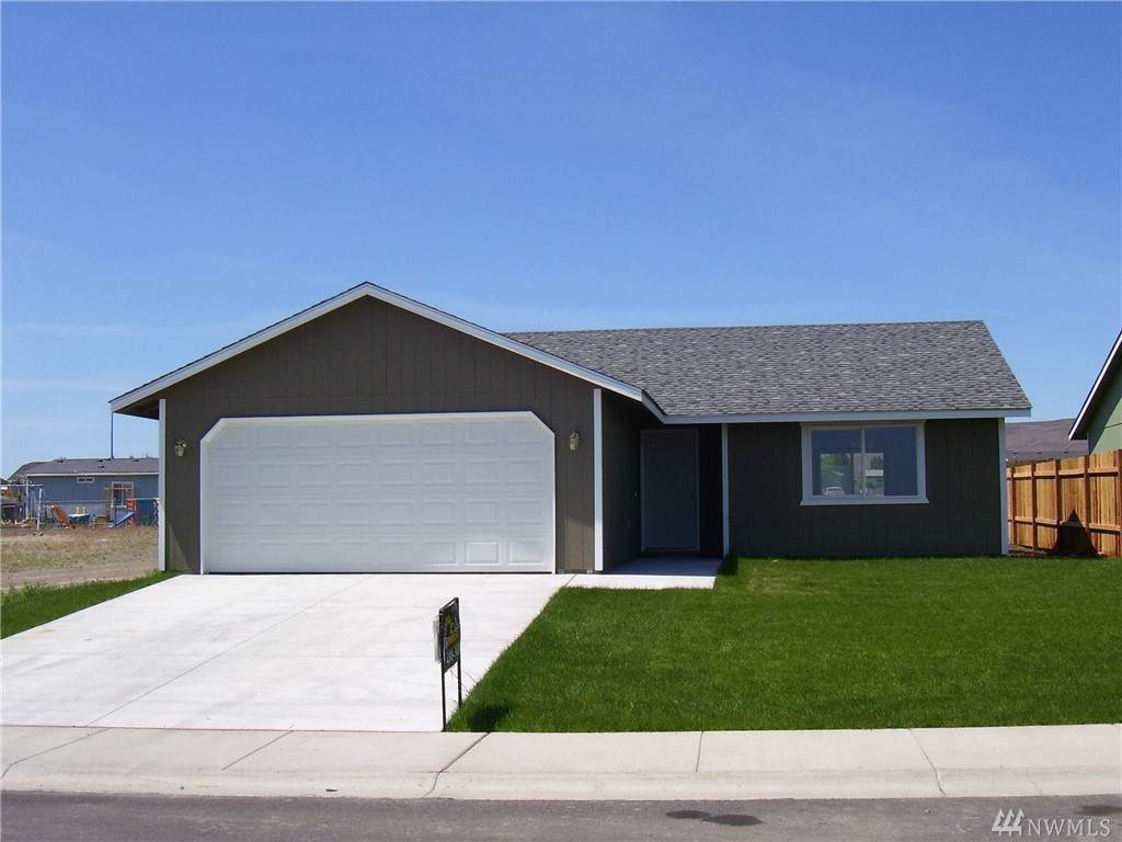 346 Saratoga Wy - Photo 1