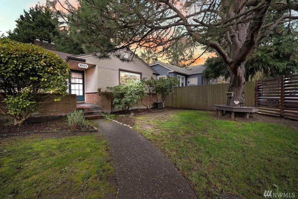10515 Phinney Ave - Photo 1