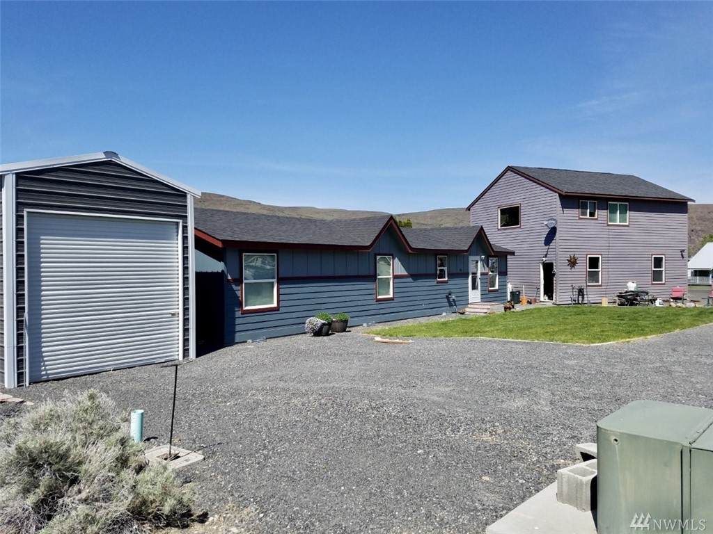 722 Chukar Place - Photo 1