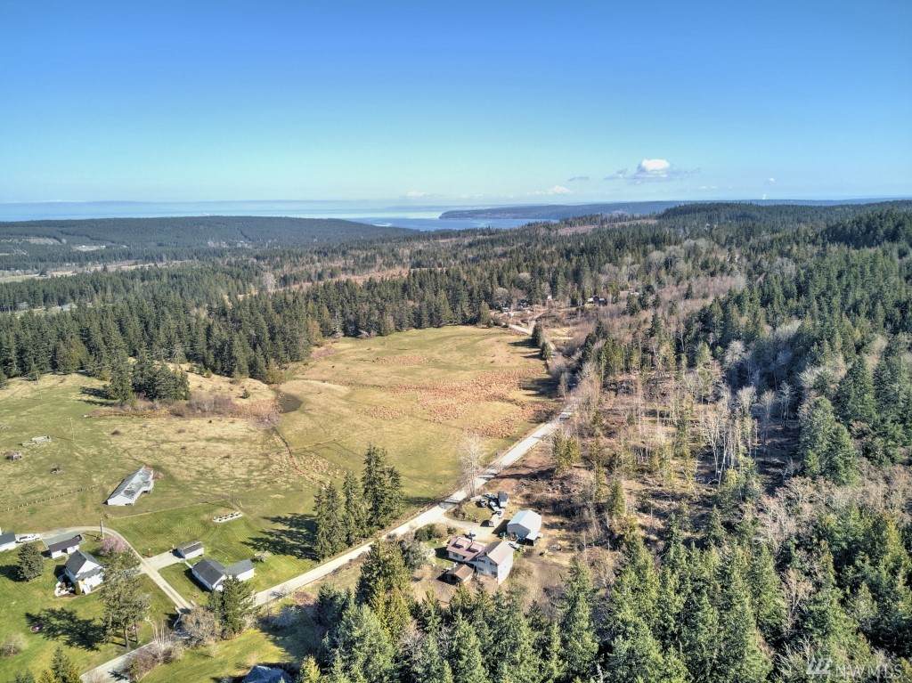 1862 Chicken Coop Rd - Photo 1