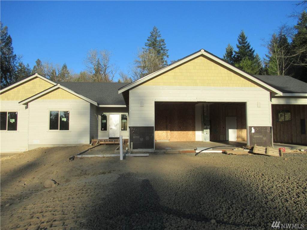 1915 Crescent Lake Dr - Photo 1 1915 Crescent Lake Dr - Photo 1