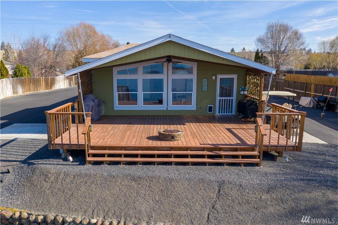 5108 Shorecrest Dr - Photo 1