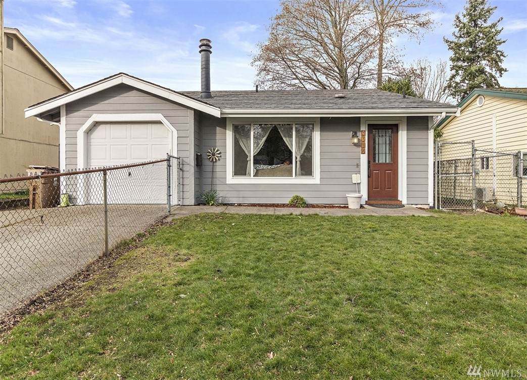 4318 Pearl St - Photo 1
