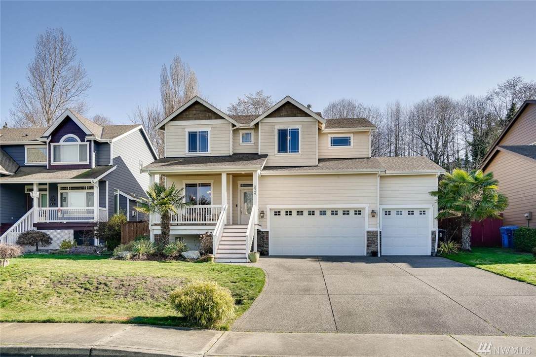2949 40th Ave - Photo 1