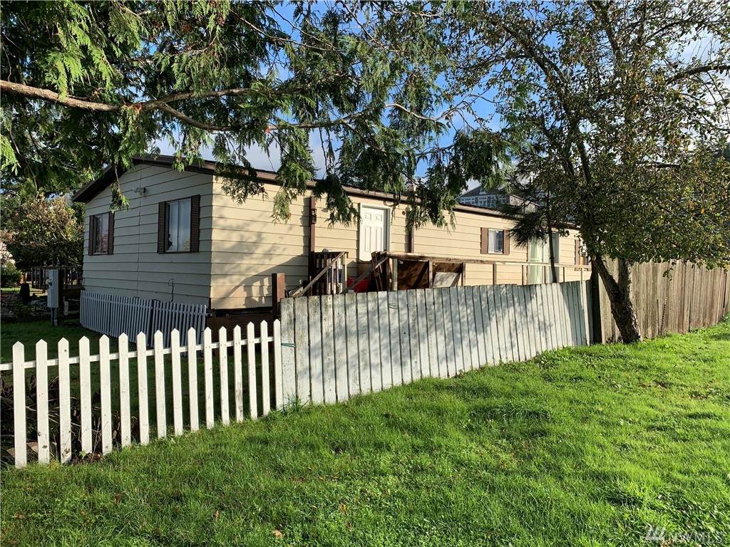4814 Olympic Dr - Photo 1
