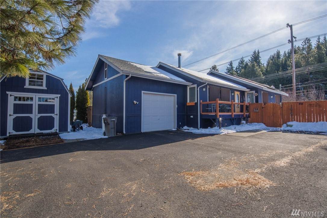 211 Madison Ave - Photo 1
