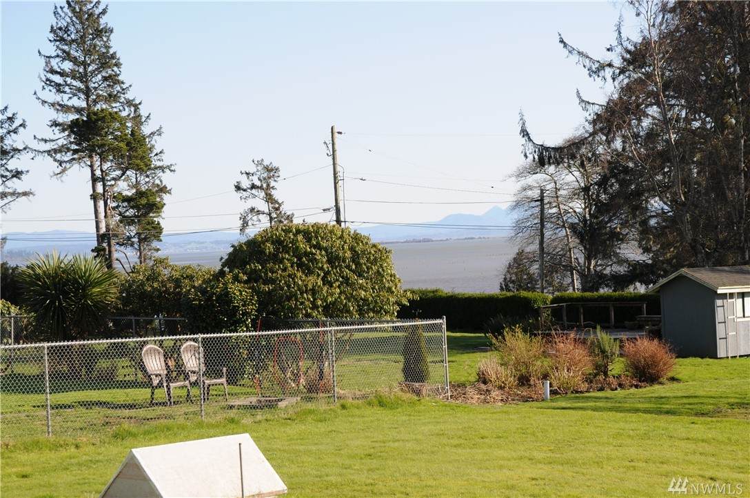 1114 Rose Ave - Photo 1