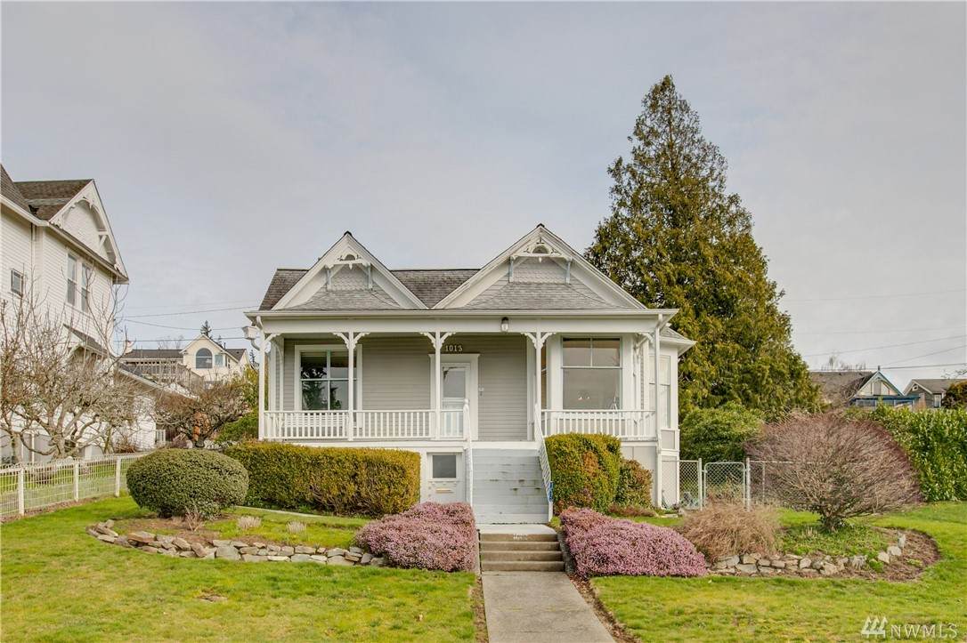 1013 15th St - Photo 1