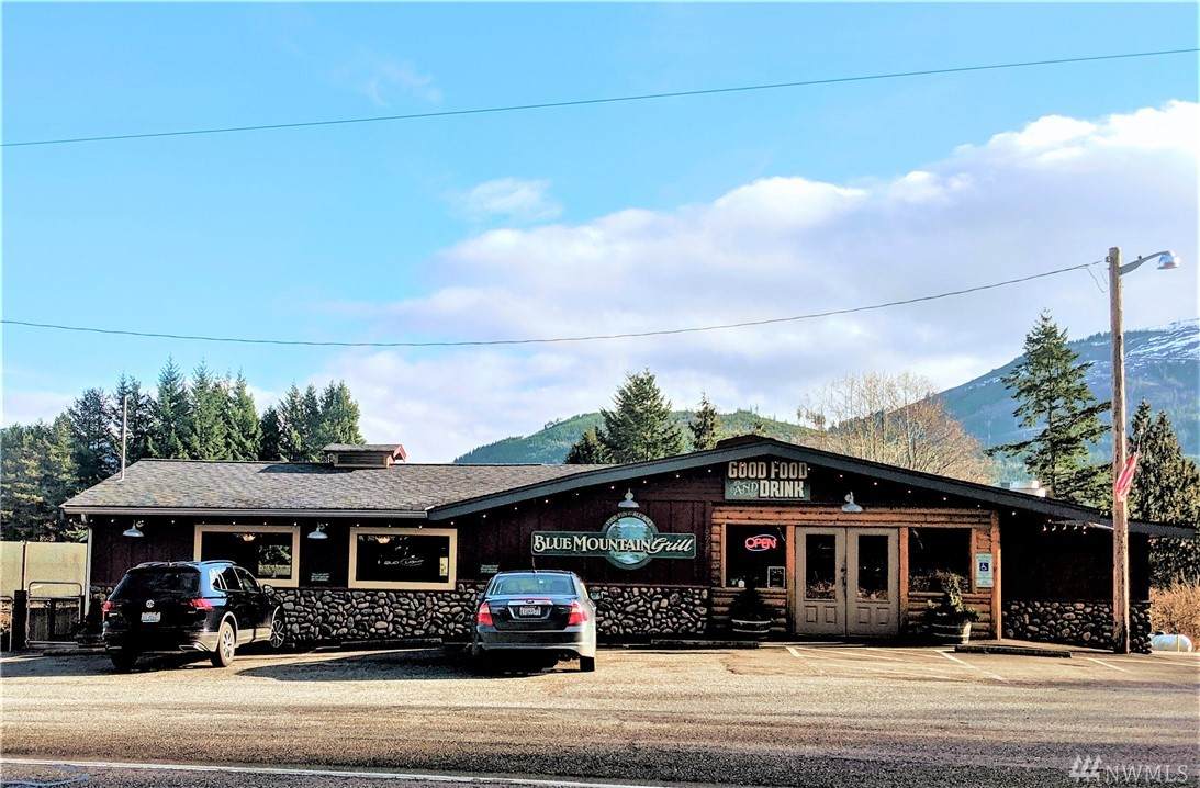 974 Valley Hwy - Photo 1