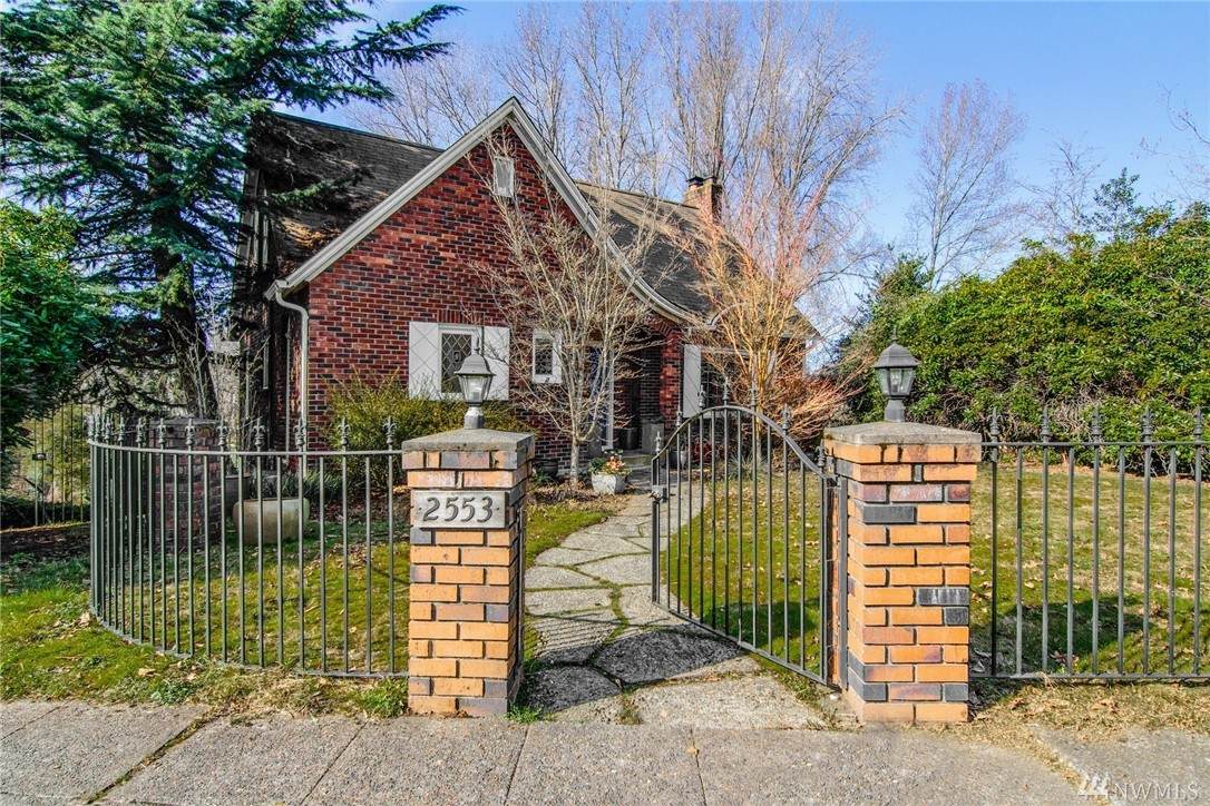 2553 Montlake Place - Photo 1
