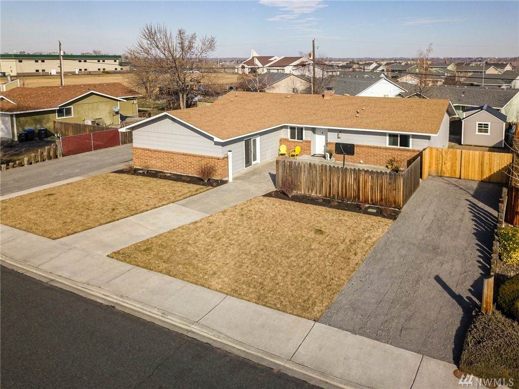 607 Crestview Dr - Photo 1