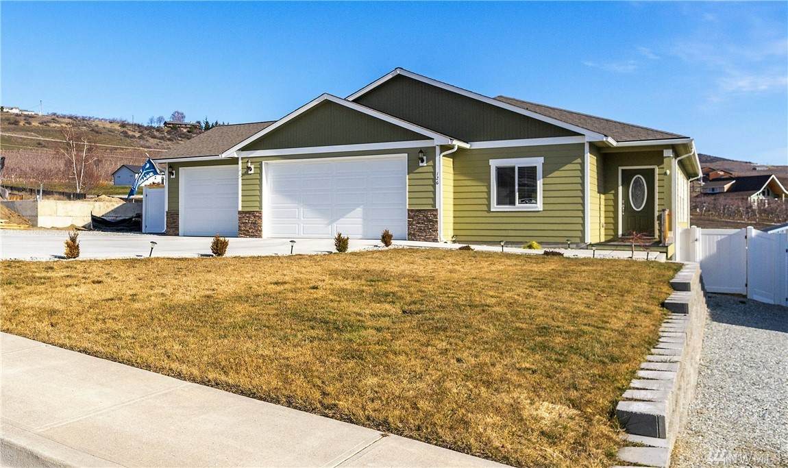 126 Summer Breeze Rd - Photo 1