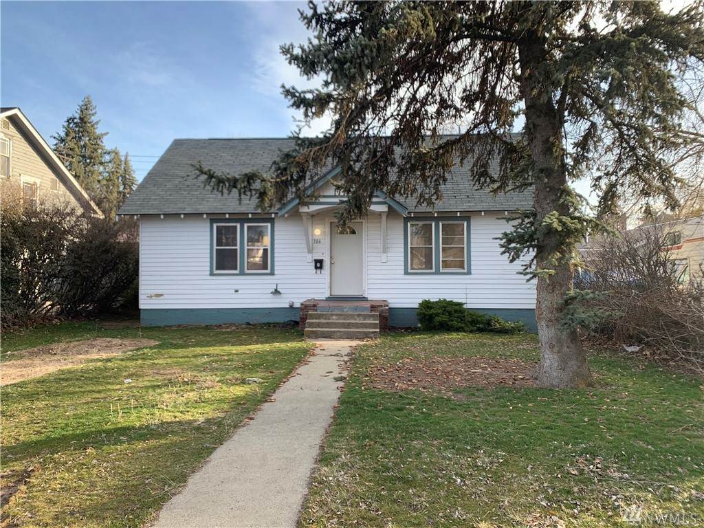 106 11th Ave - Photo 1