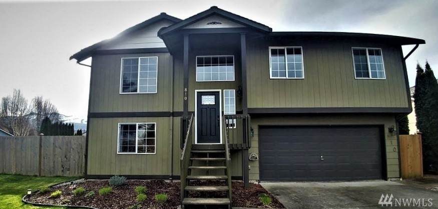 810 Pine St - Photo 1