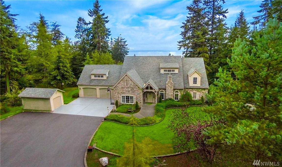 690 Edmonds Rd - Photo 1