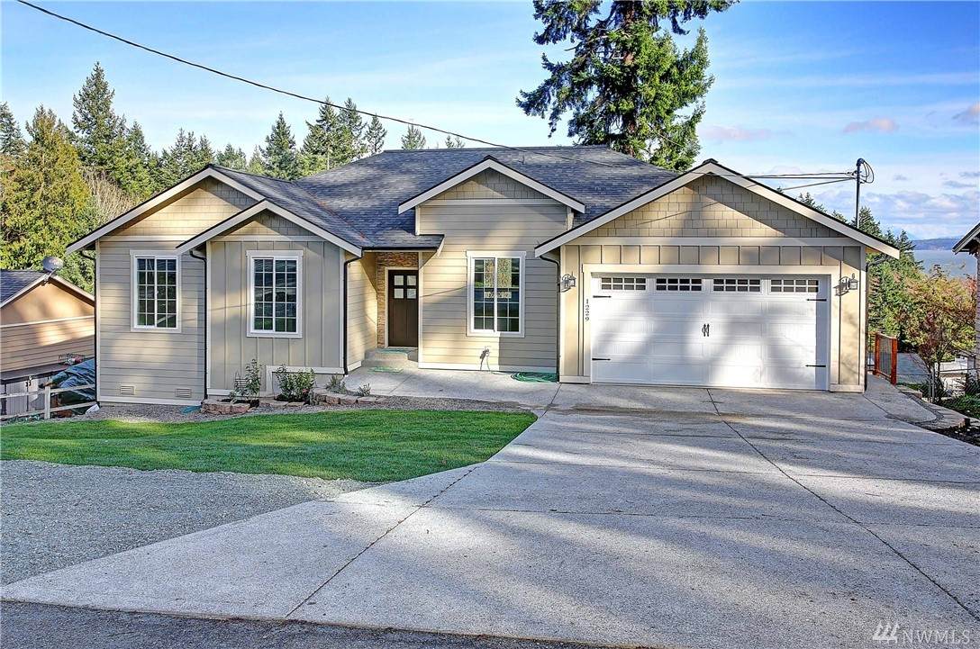 1229 Camano Dr - Photo 1